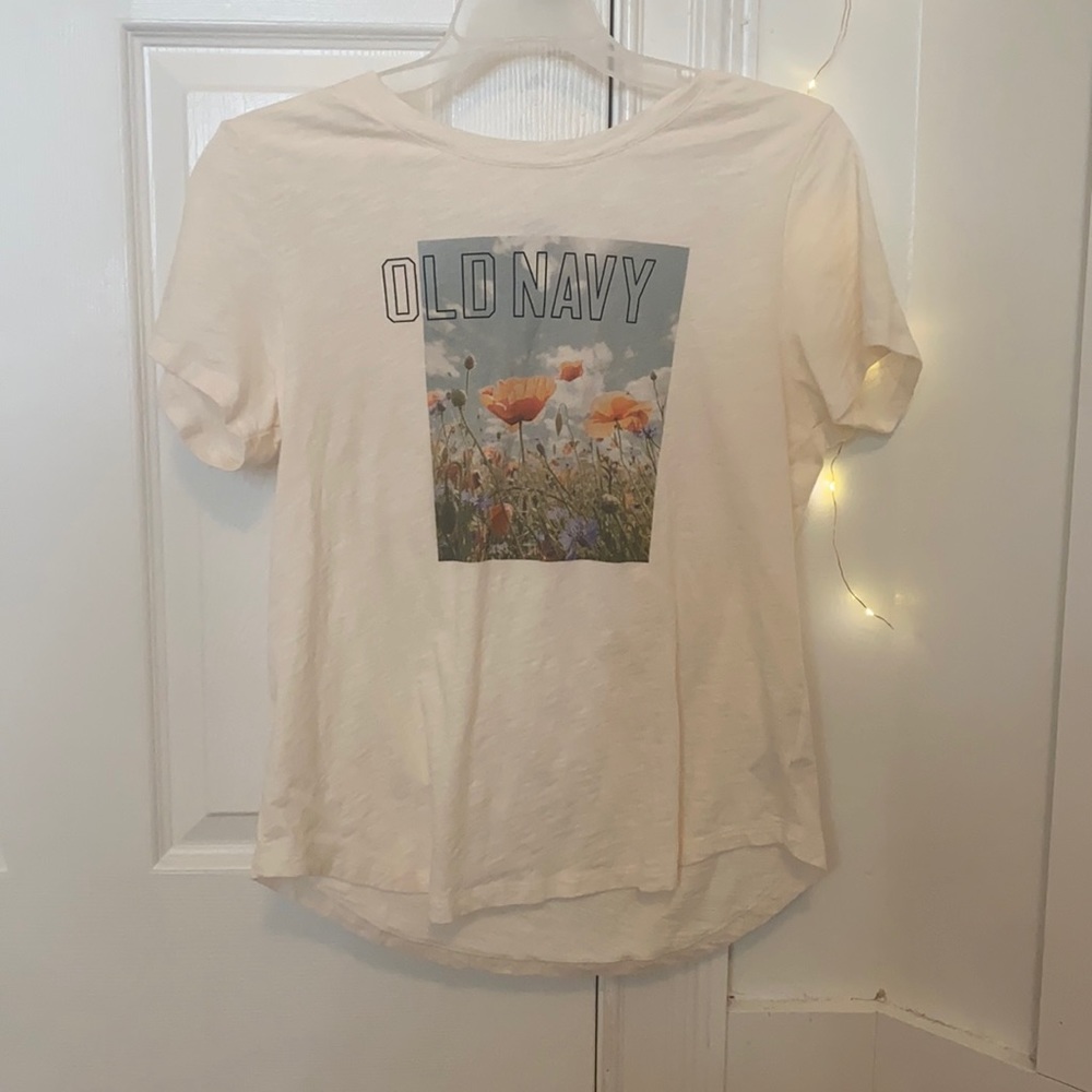 ‼️flowery Old Navy shirt